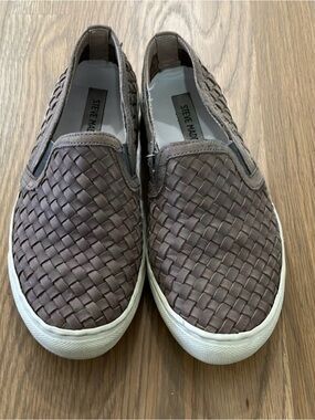 Steve Madden Women’s Brown Woven Slip On Flats